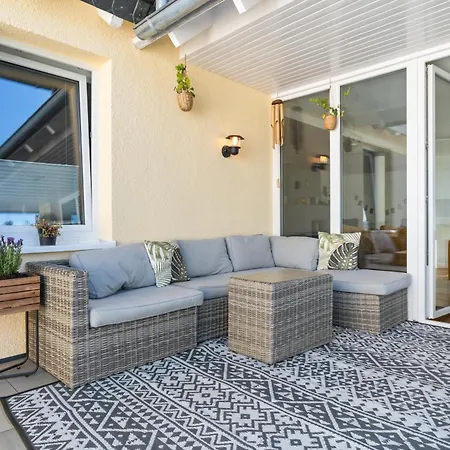 Apartman Ara - Loft, Big Terrace, Bbq, Tischkicker, Ps4, Stream *