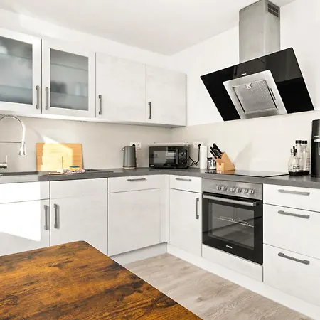 Ara - Loft, Big Terrace, Bbq, Tischkicker, Ps4, Stream Apartment